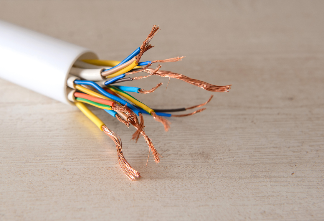 Multiple electric cables, which are broken and need to be rewired.